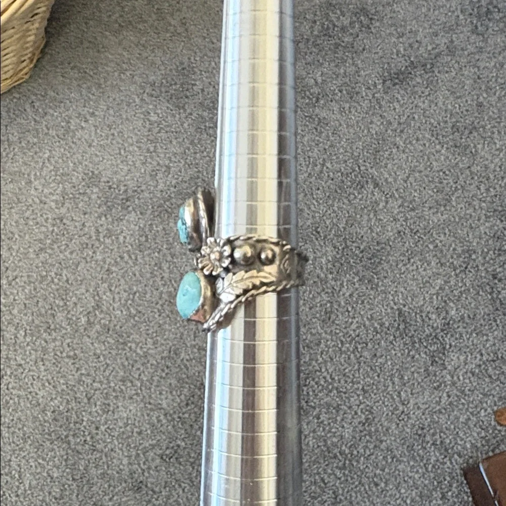 Turquoise Silver Floral Ring - Picture 2 of 5